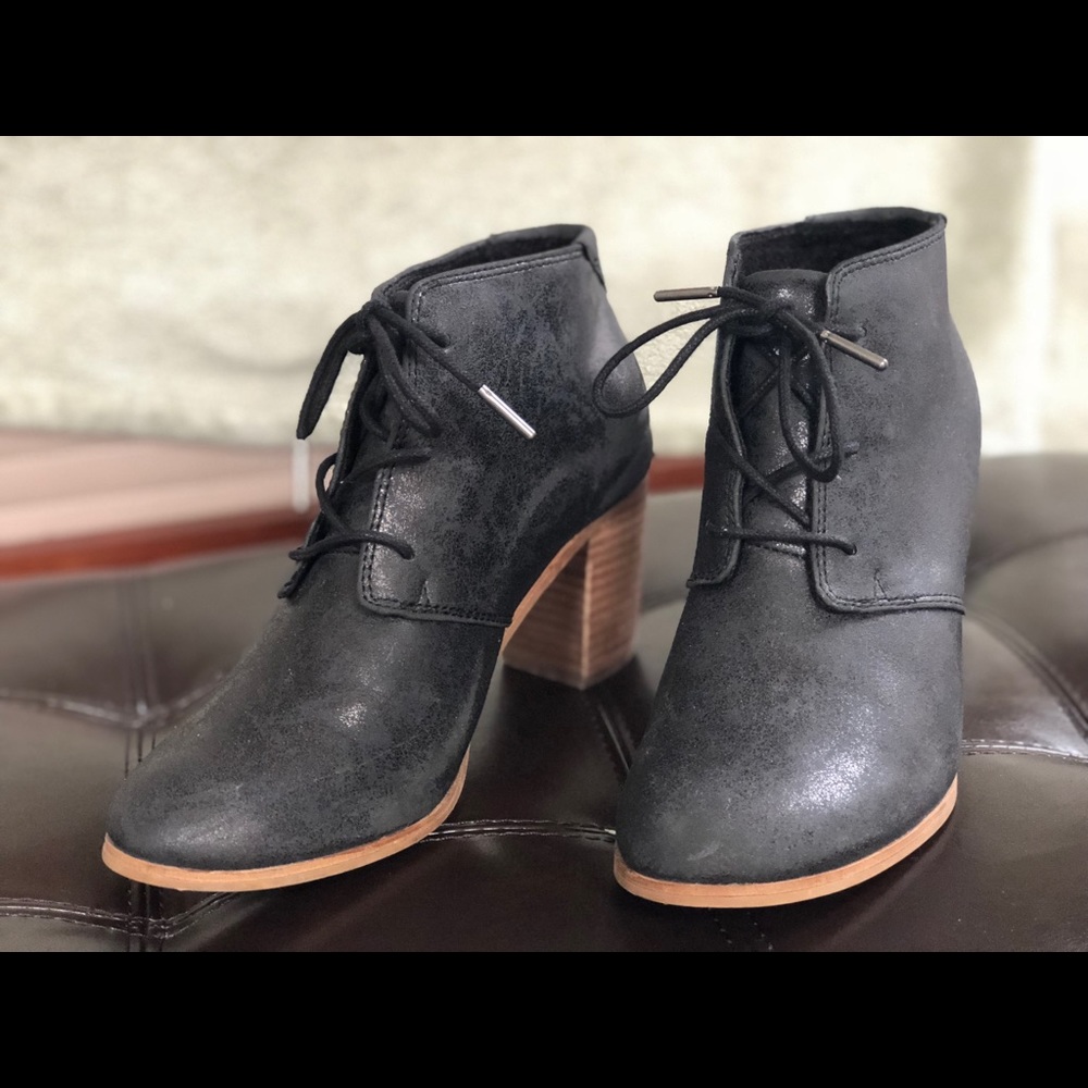 Metallic TOMS booties